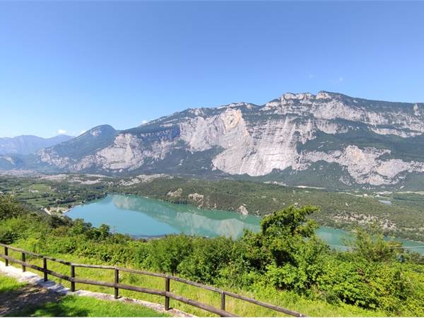 Lago di Cavedine - Uliveto di 2.000 mq con Casetta Agricola