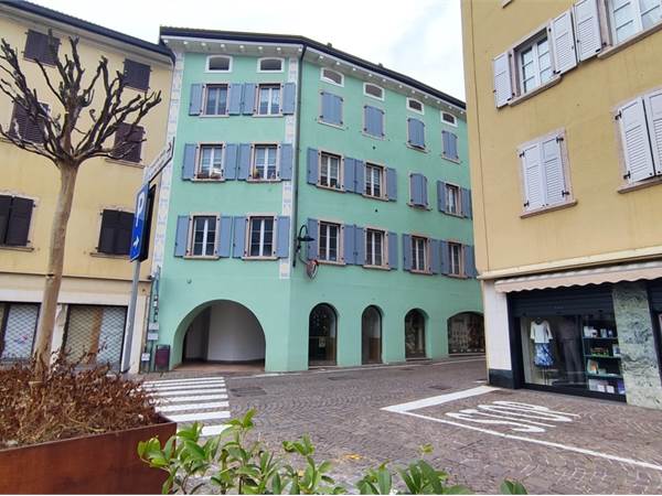 Vezzano - Nuovo Bilocale 52 Mq Netti in Piazza