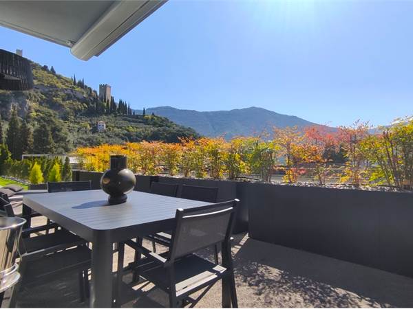 Arco - Appartamento con Giardino 320 mq vista Castello