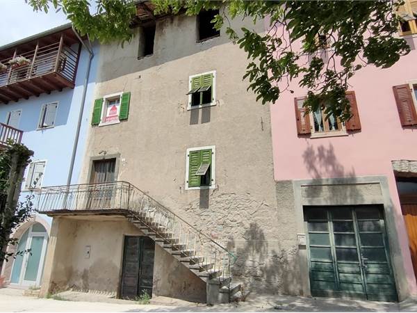 Lasino - Casa di 230 mq da Ristrutturare